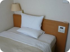 ホテルローズガーデン新宿のベッド