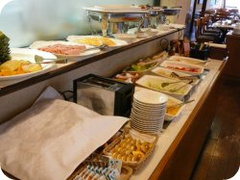 ホテルローズガーデン新宿の朝食バイキング洋食