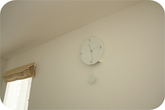 ベルメゾンネットの壁掛け時計（電波時計）