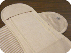 メイド・イン・アースのスナップタイプの布ナプキン
