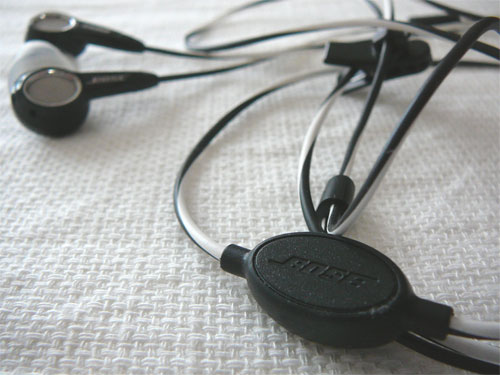 Bose mobile in‐ear headphonesでお気に入り音楽を楽しむの一枚目の画像