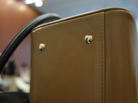 ベルメゾン限定のハマノ/濱野皮革工芸のバッグ